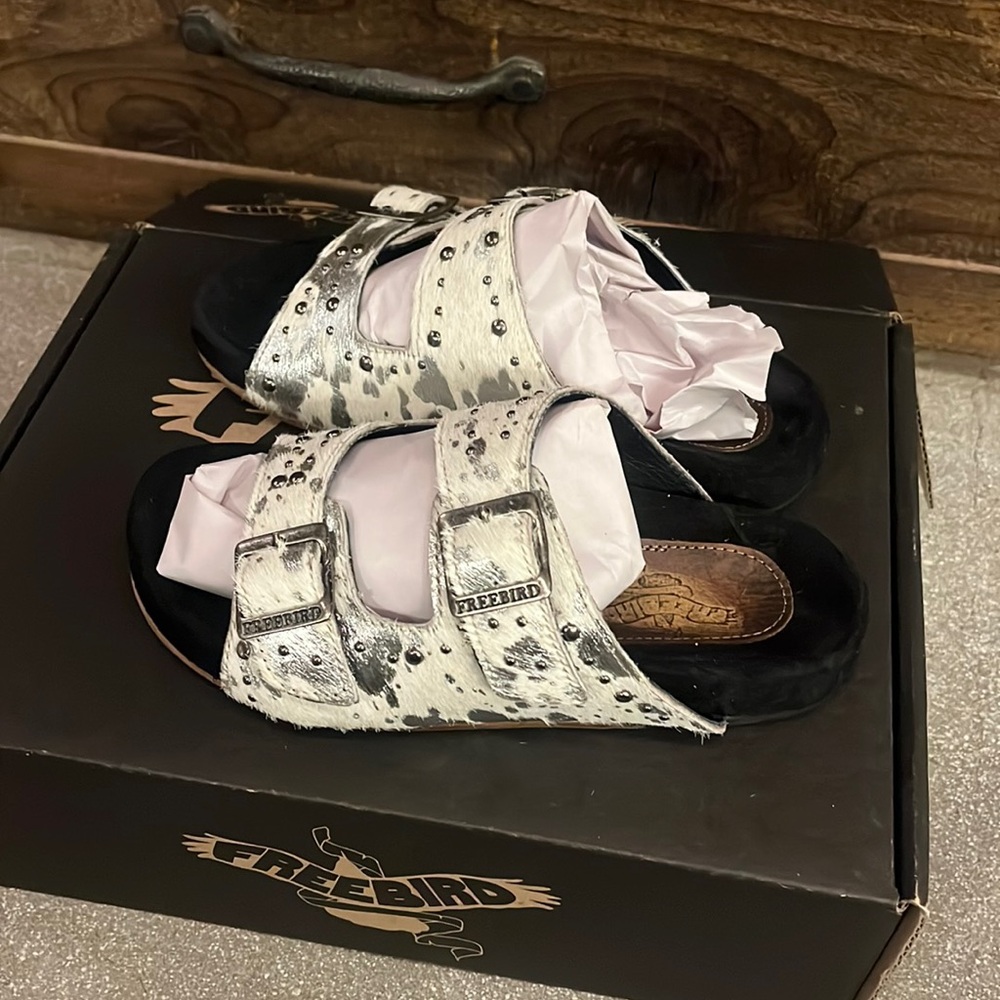 🎩Freebird Asher Cow Hyde Birkenstock Style Sandals